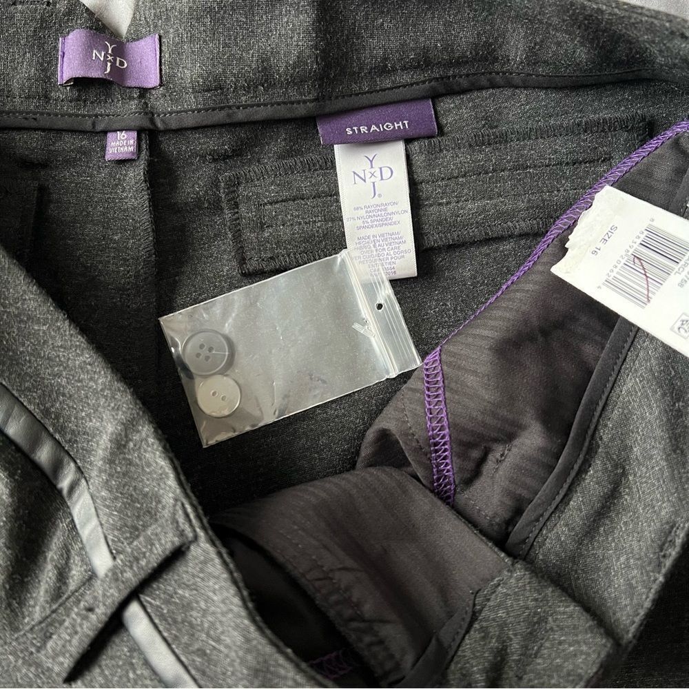 NYDJ Straight Leg Ponte Pants NEW Size 16