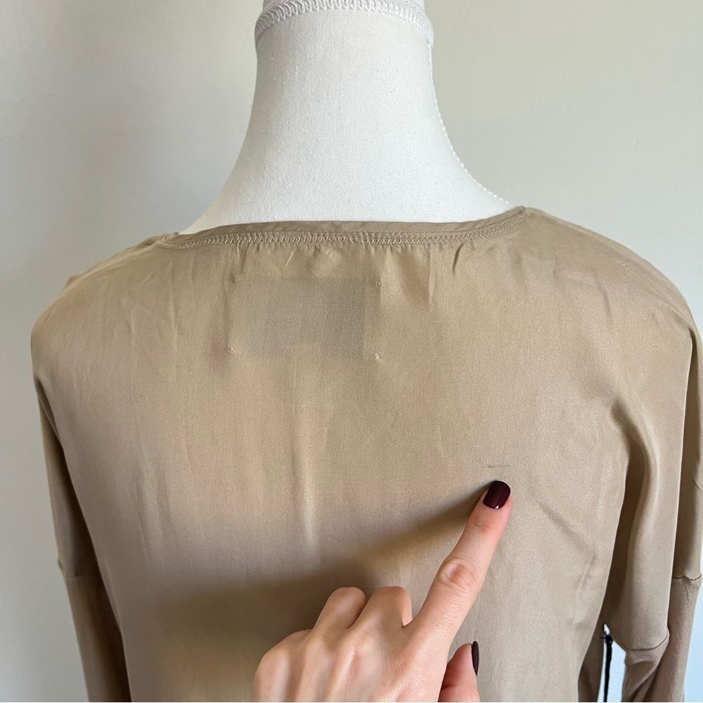 Brochu Walker Nadia Long Sleeve Silk Tee NEW Size Large in Tan