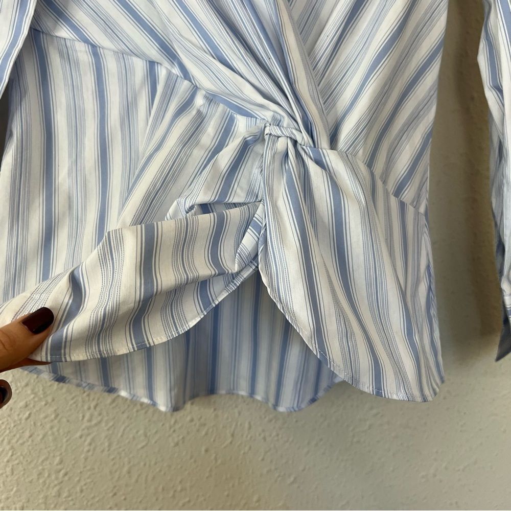 Laundry by Shelli Segal Striped Shirt Blouse Twist Front NEW Size Medium