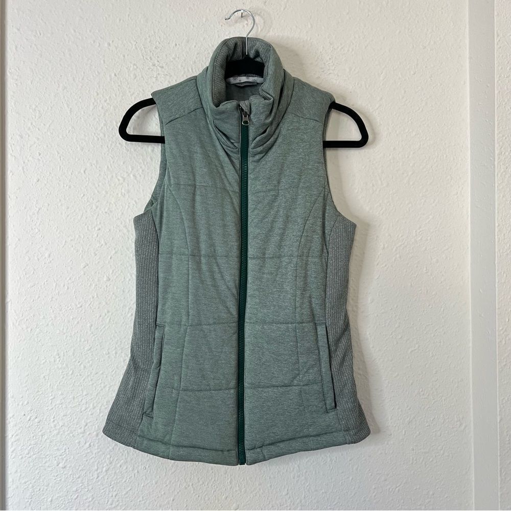 Athleta Jasper Green Zipper Closure Puffer Vest Women’s Size Small