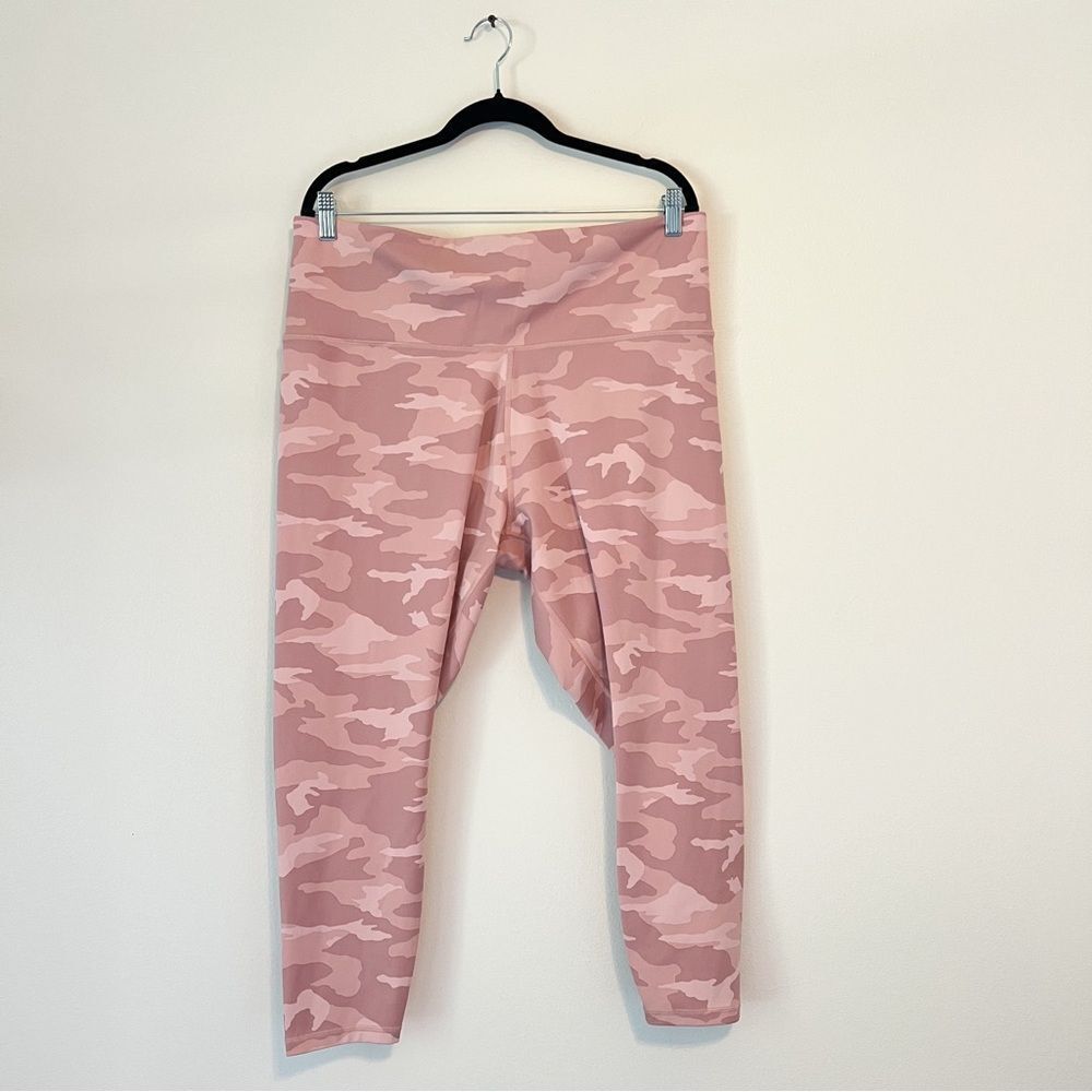 Athleta Elation Camo 7/8 Tight Leggings and Tank Top Set Plus Size 2X Pink