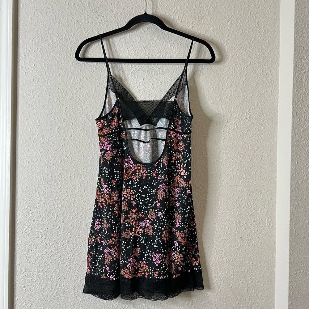 Victoria’s Secret Floral Lace Slip Dress Chemise NEW Size Medium