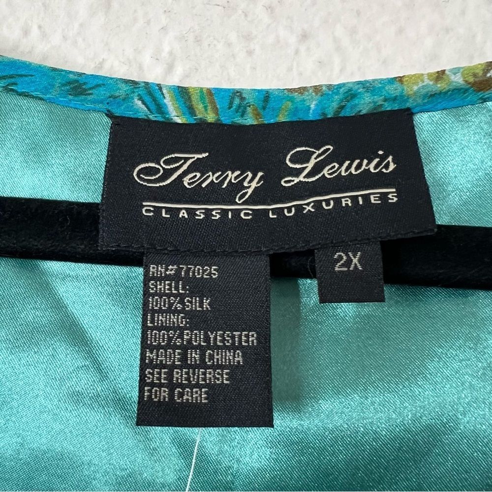 Terry Lewis Floral 100% Silk Top Skirt Set NEW Size 2X