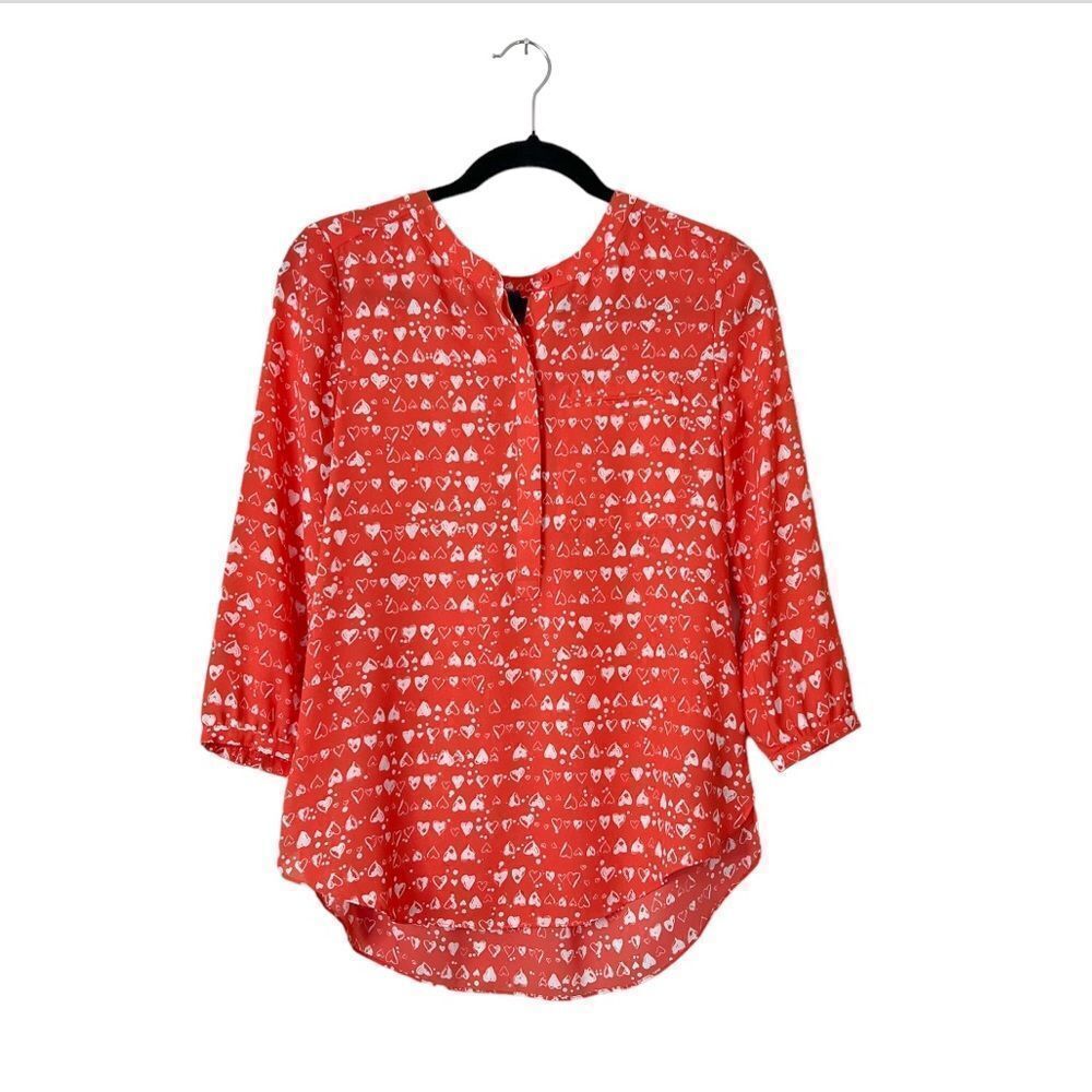 NYDJ Heart Prrinted Half Placket 3/4 Sleeve Blouse Size XS
