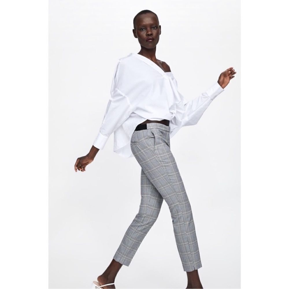 Zara Plaid Ankle Pants in Gray Size Large