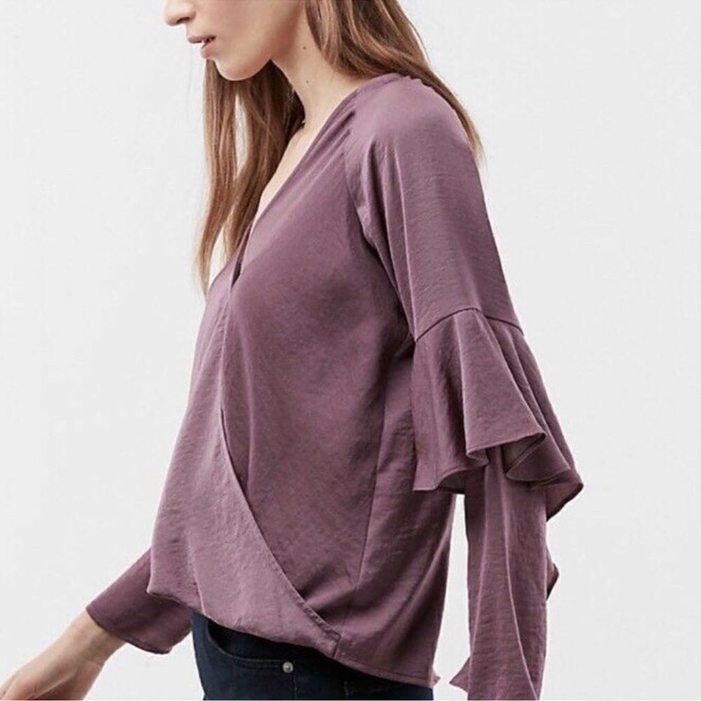 Express Ruffle Sleeved Surplice Blouse Size Small