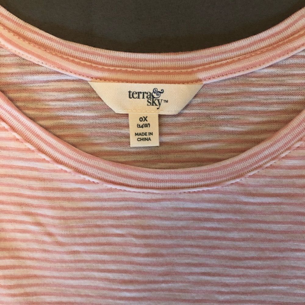 NWT Women’s Plus Size Striped Short Sleeve Peplum T-shirt
