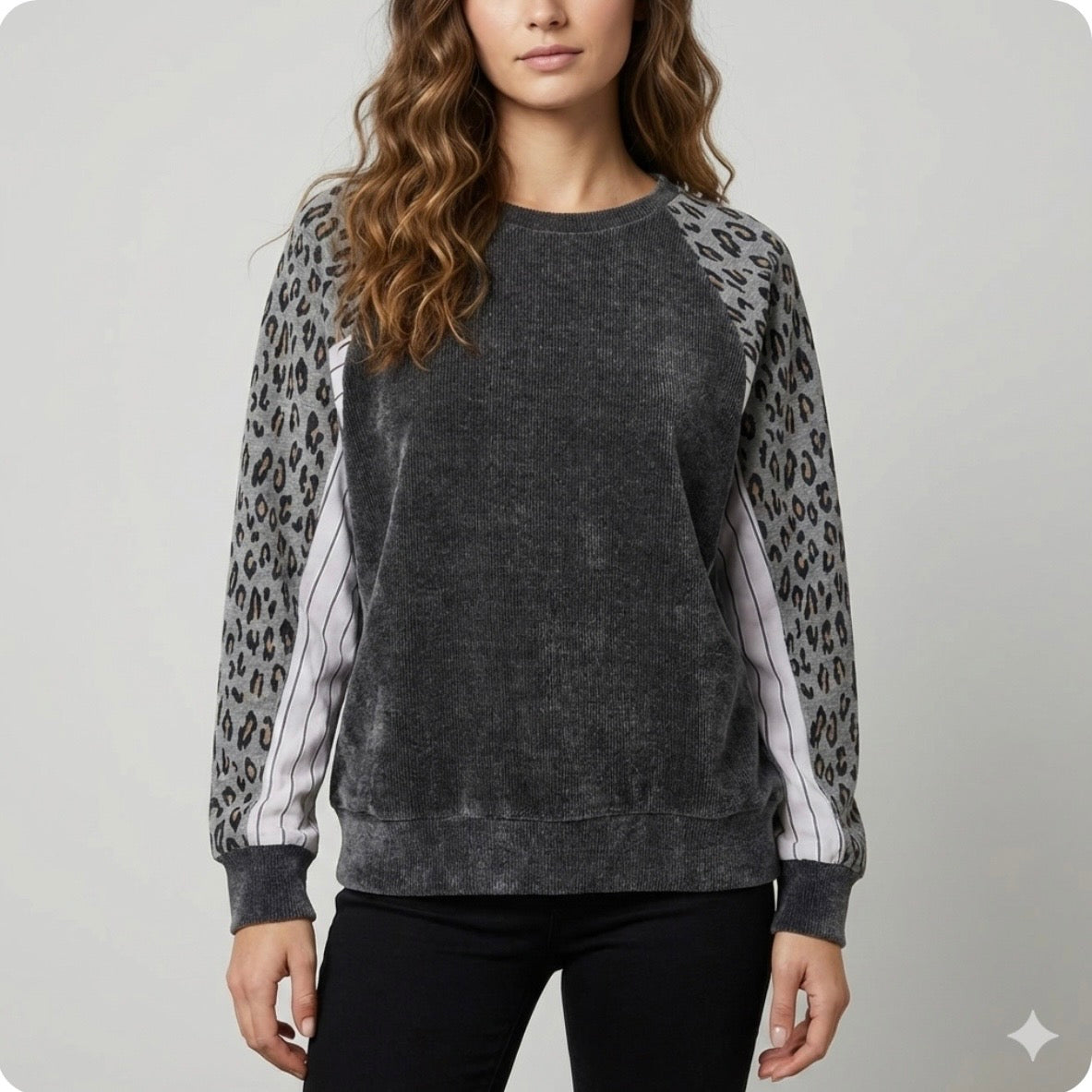 THML Sweater Womens Small Gray Black Raglan Leopard Sleeve Pullover Mixed Media