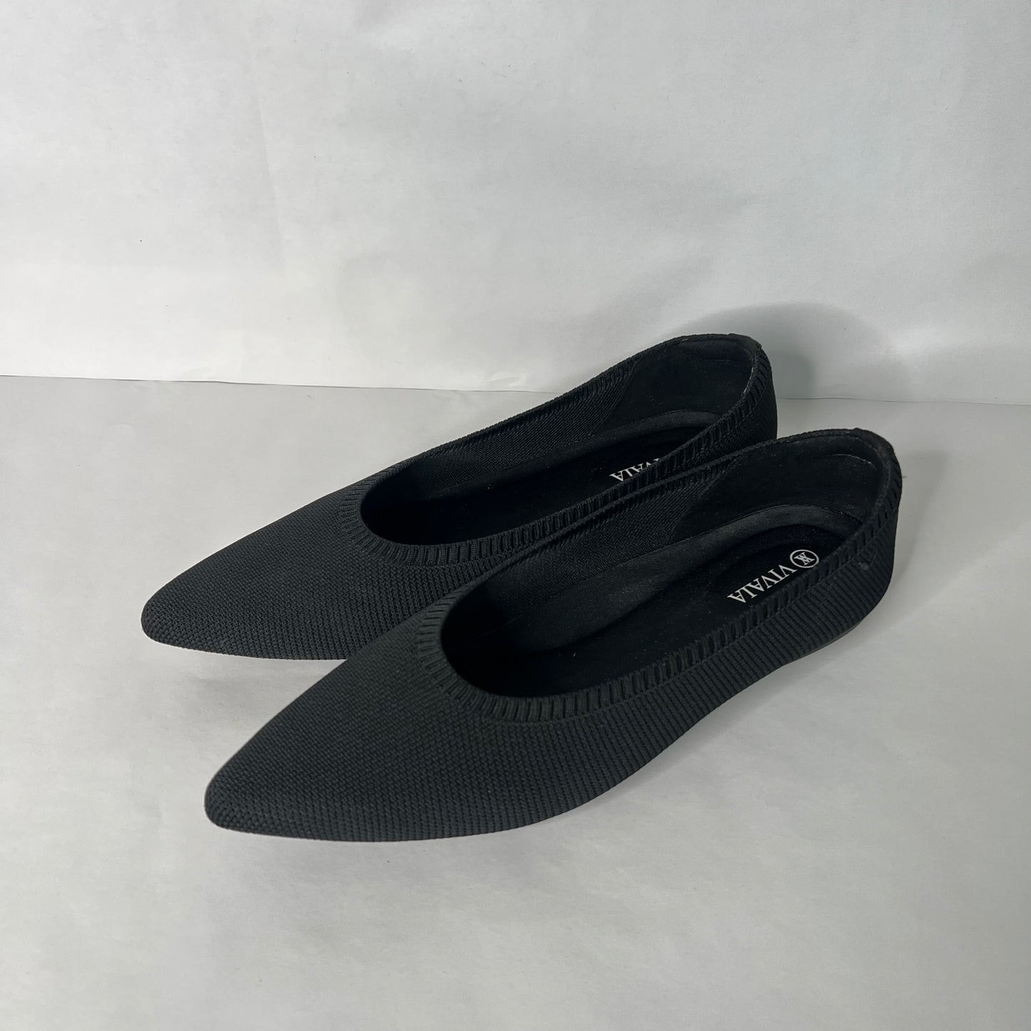 Vivaia Women's Pointed Toe Ballet Flats Aria 5 Black Shoes Size 40.5 US 9.5