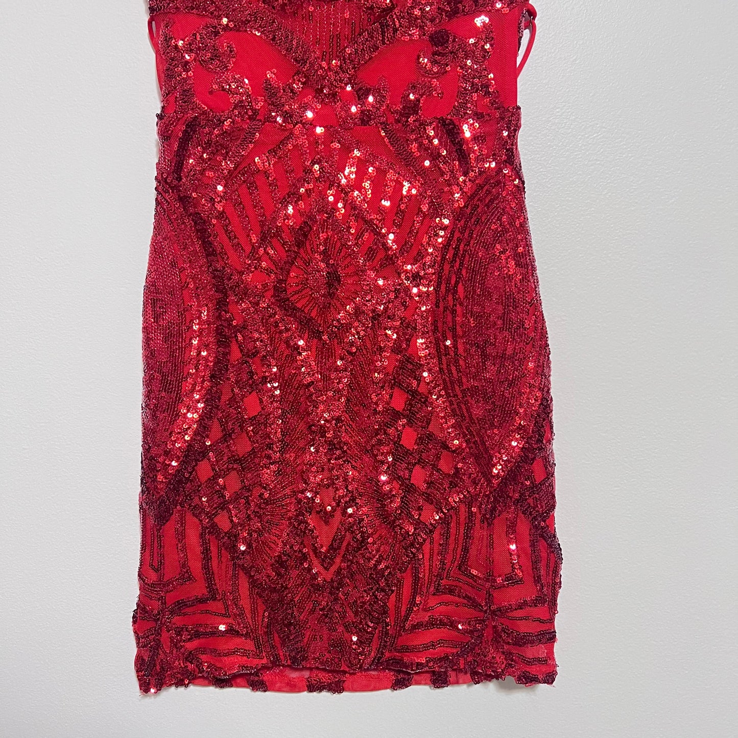 Lucy In The Sky Sequin Mini Dress in Valentine Red Size Small Open Back Party