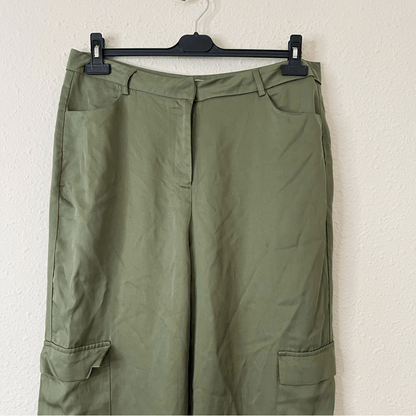 Revolve Superdown Mae Cargo Pant in Olive NEW Size XL