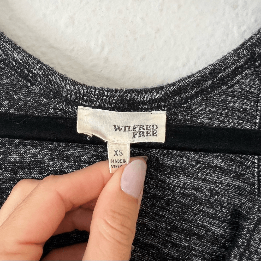 Aritzia Wilfred Free Yasmin Cut Out Dress in Gray Size XS