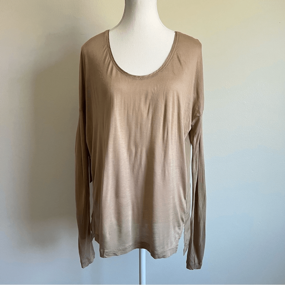 Brochu Walker Nadia Long Sleeve Silk Tee NEW Size Large in Tan