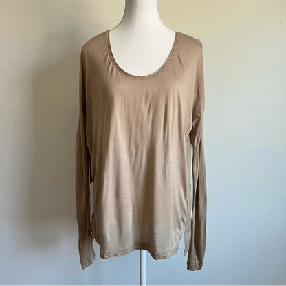 Brochu Walker Nadia Long Sleeve Silk Tee NEW Size Large in Tan