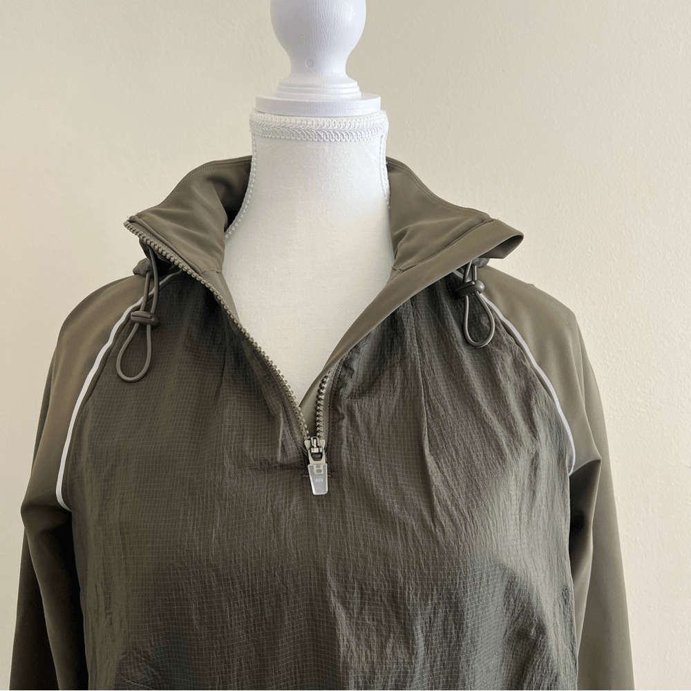 Outdoor Voices Frostknit Pullover Hoodie in Olive Green NEW Size Small