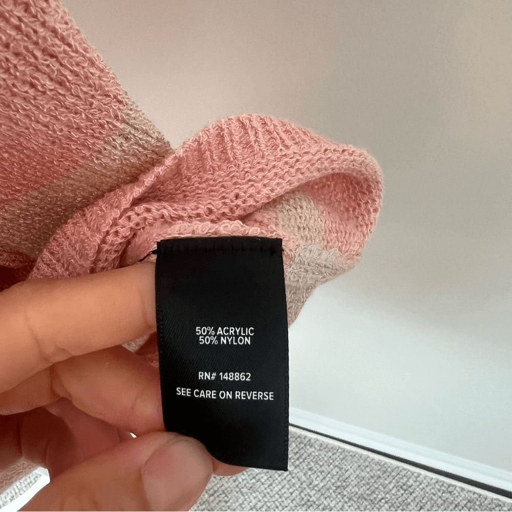 Torrid Striped V-neck Pullover Sweater Size 2X in Cream and Pink