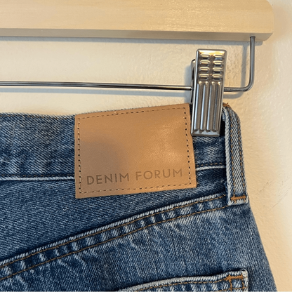 Aritzia Denim Forum The Farrah High Rise Wide Leg Jeans Medium Wash Size 24