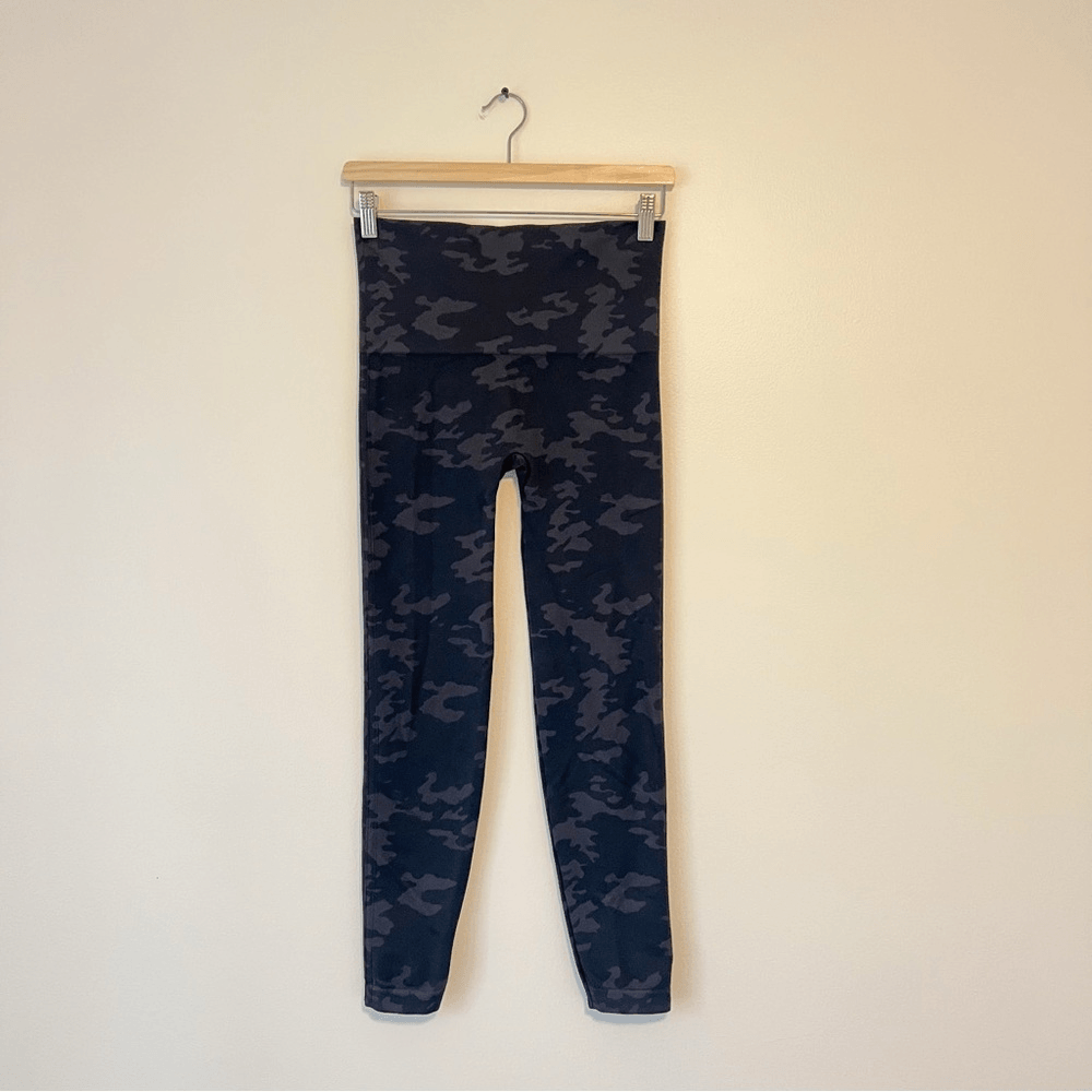 Spanx Seamless Camo Leggings FL3515 Size Large