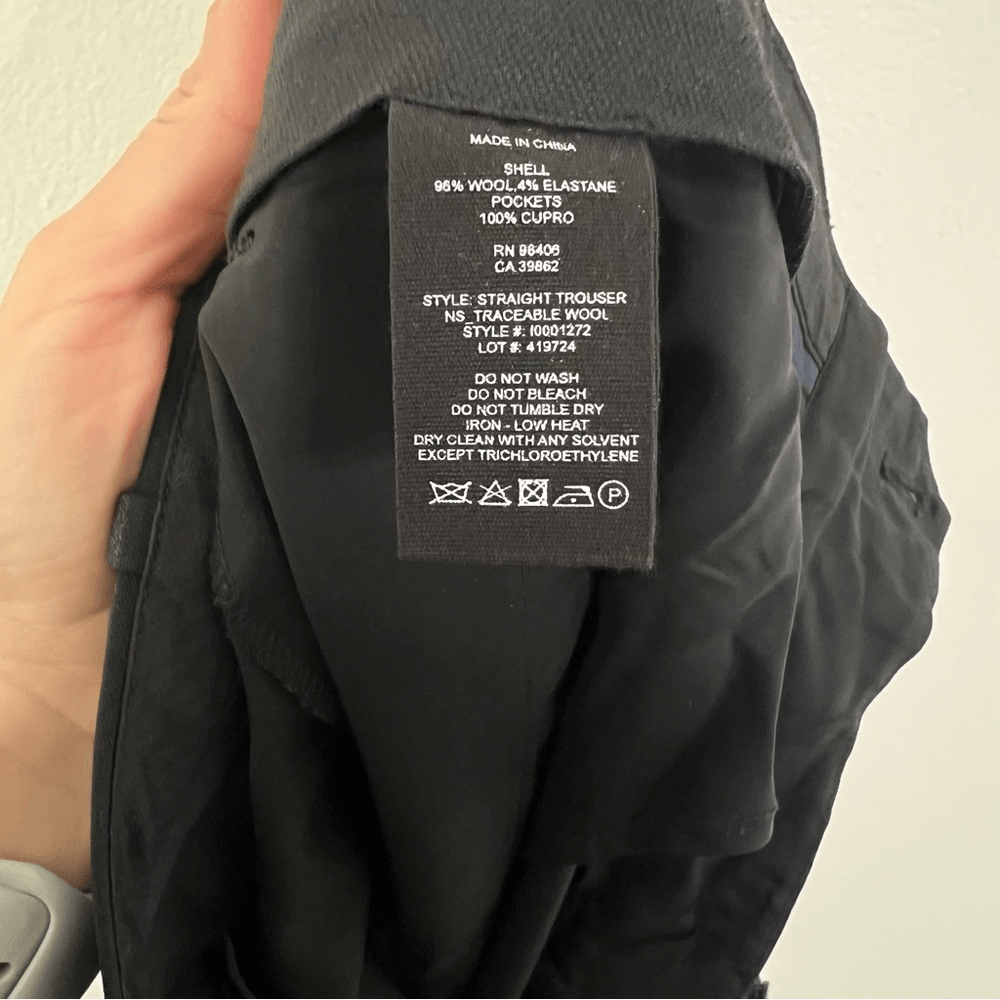 Theory Black Wool Straight Trousers Dress Pants Size 6 Classic Career Office