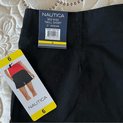 Nautica Women’s Mid-Rise Twill Shorts Black NEW Size 6