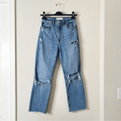 Abercrombie & Fitch The Ankle Straight Ultra High Rise Distressed Jeans Size 26