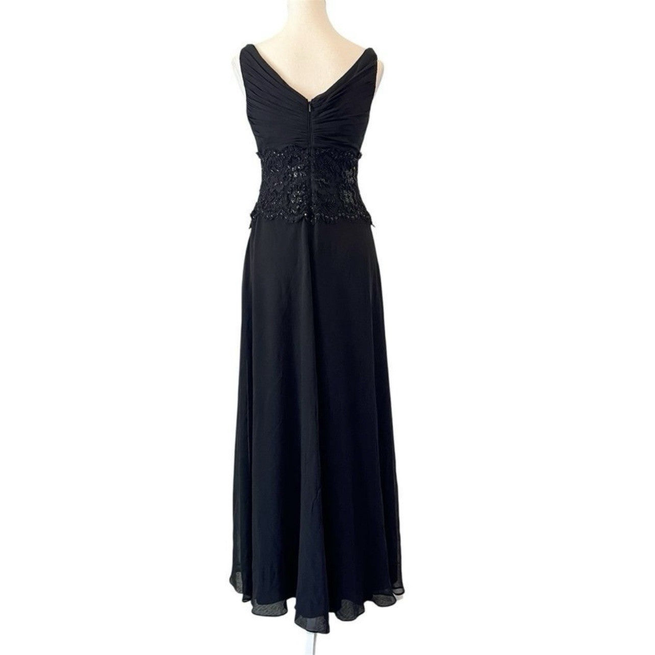 Tadashi Shoji Sequin 100% Silk Chiffon Gown Maxi Dress in Black Size 4