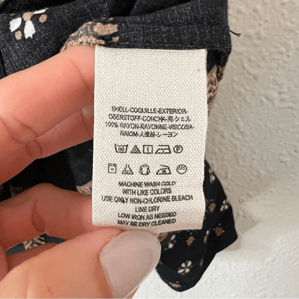 Free People Little Secrets Scarf Print Button Up Shirt Blouse Size Small