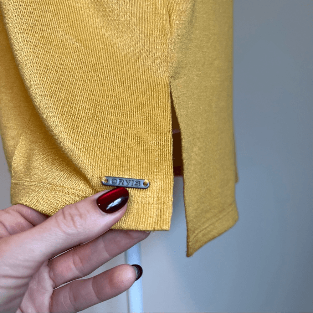 Orvis Women's Short Sleeve V-Neck Tunic Knit Top Size Medium Yellow