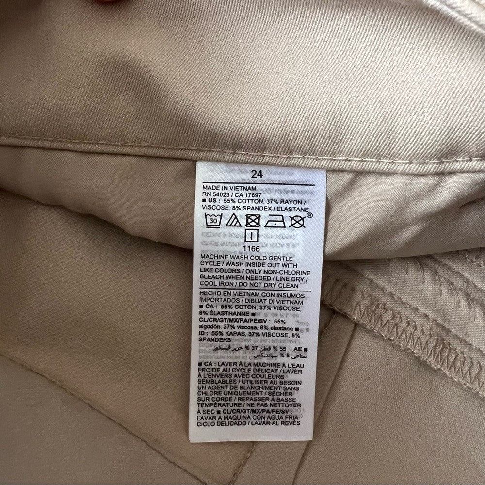 Old Navy High-Rise Pixie Flare Pants  NEW Plus Size 24