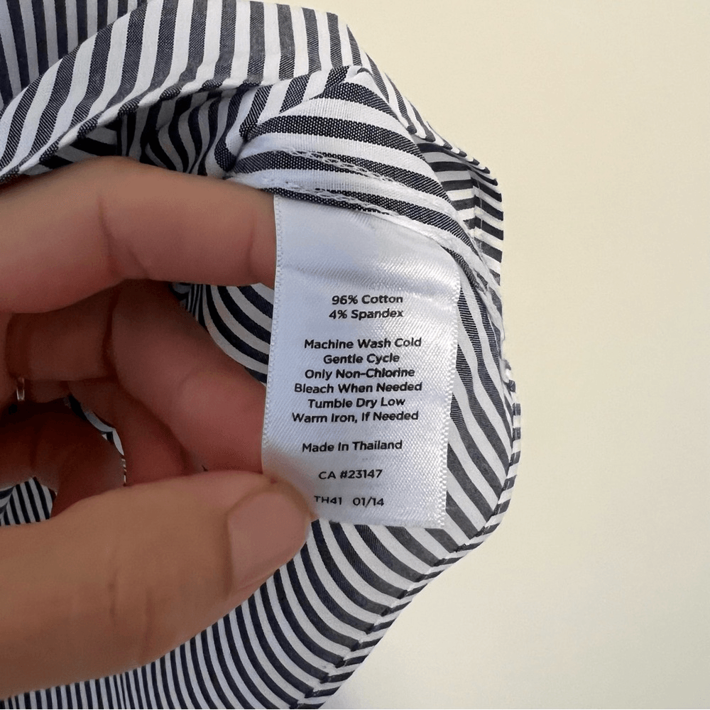 Talbots Striped Wrinkle Resistant Button Down Shirt Navy Blue White Size 16WP