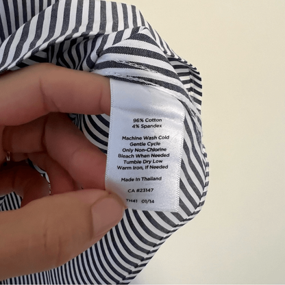Talbots Striped Wrinkle Resistant Button Down Shirt Navy Blue White Size 16WP