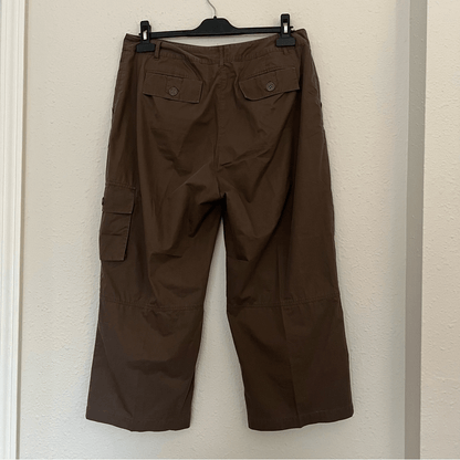 Chico’s Cropped Cargo Pants in Brown Size 2/ US 12