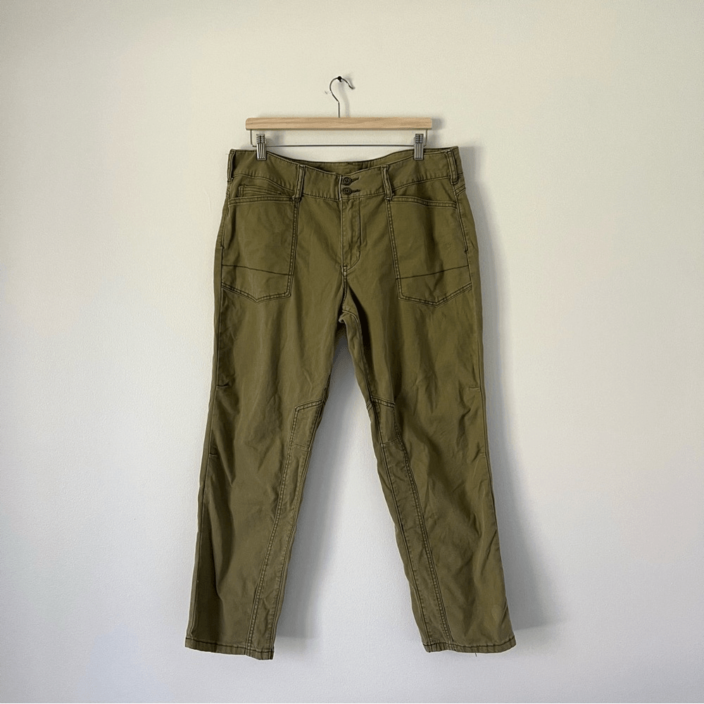 Anthropologie Pilcro The Wanderer Low Rise Trouser Pants in Green Size 32 Cotton