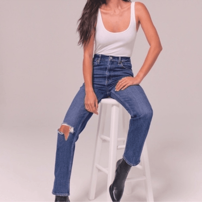 Abercrombie & Fitch Ultra High Rise The Ankle Straight Jeans 26 / 2L Medium Wash
