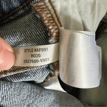 Madewell The Perfect Vintage Straight Jeans Size 33 Medium Wash