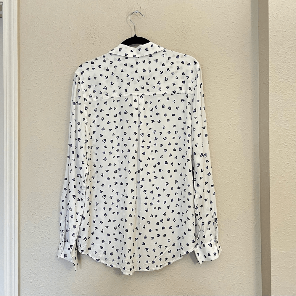 Casa Cabana Heart Print Long Sleeve Button Down Shirt Size Large Valentines Day