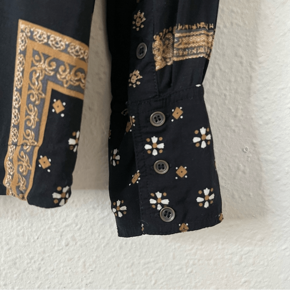 Free People Little Secrets Scarf Print Button Up Shirt Blouse Size Small