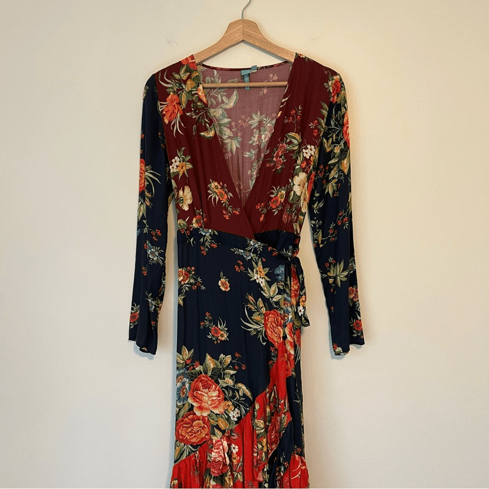 Anthropologie Farm Rio Audrey Wrap Maxi Dress Floral Long Sleeve Size SP