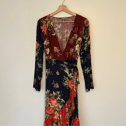 Anthropologie Farm Rio Audrey Wrap Maxi Dress Floral Long Sleeve Size SP
