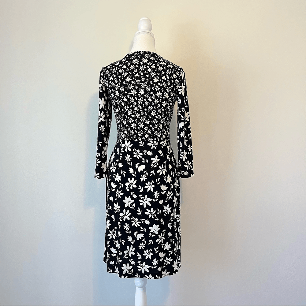 Talbots Bicolor Ditsy Wrap Jersey Black and White Floral Dress NEW Size XS