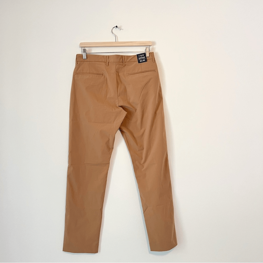 J. Crew Thompson Tapered Tech Chino Pants in Tan NEW Size 30x30