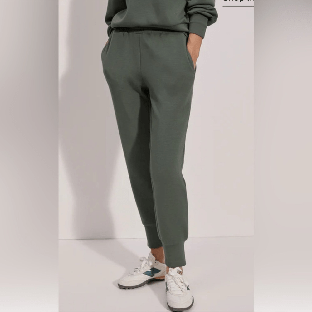 Varley The Slim Jogger Pants Double Soft in Green Size Medium