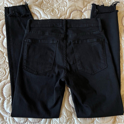 FRAME Le Skinny De Jeanne Raw Stagger Hem Jeans in Black Size 26
