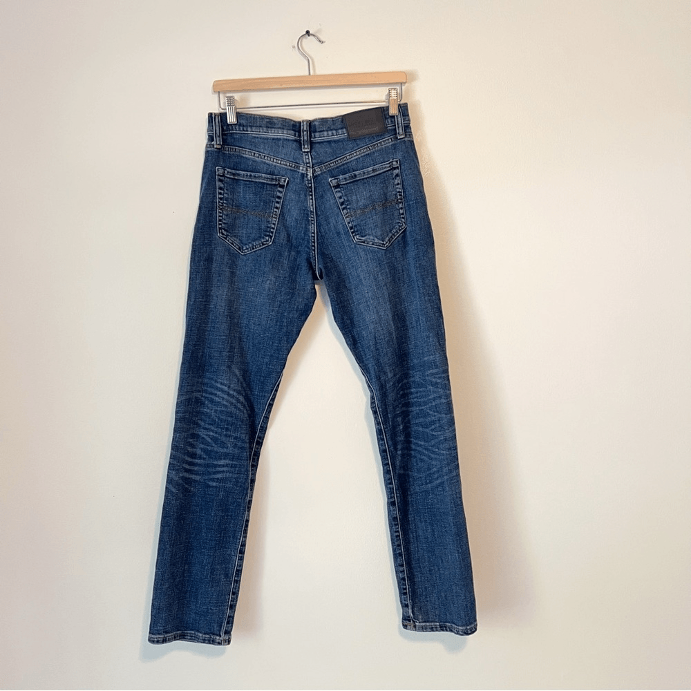Lucky Brand 121 Slim Straight Jeans Size 30x32