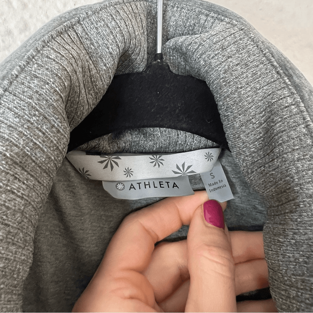 Athleta Jasper Green Zipper Closure Puffer Vest Women’s Size Small