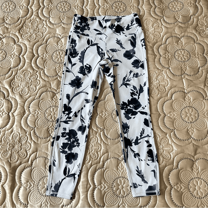 Athleta Blue and White Water Flower Leggings Size Small