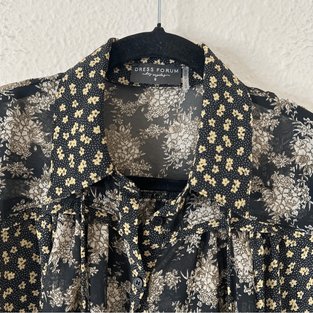 Dress Forum Floral Bell Sleeve Sheer Blouse Top Size Small