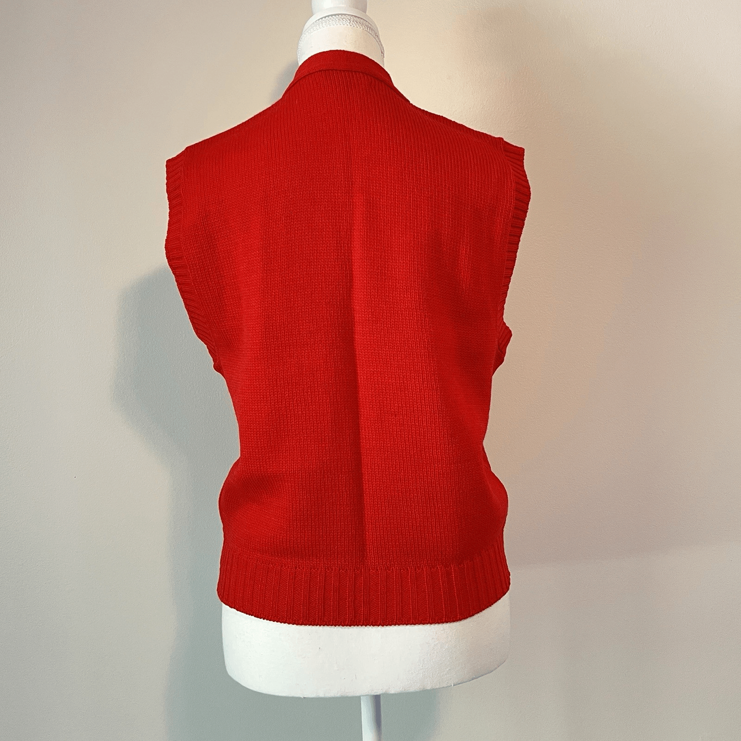 Vintage Pendleton Sweater Vest Women’s Sz Small Virgin Wool Cable Knit Red Retro