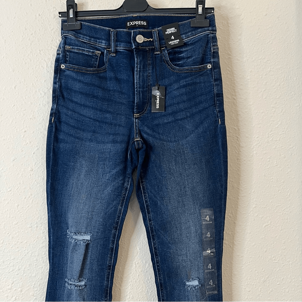 Express Denim Perfect High Rise Legging Jeans NEW Size 4