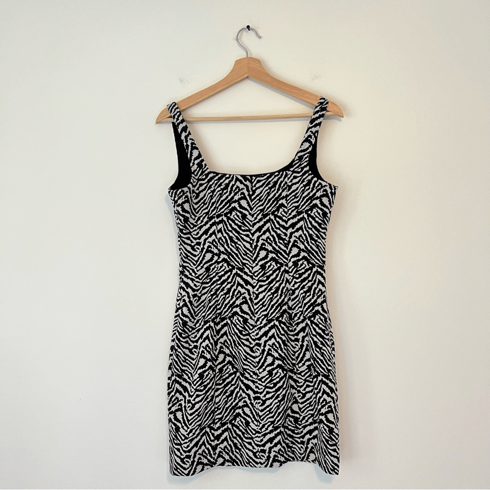 Banana Republic Sloan Zebra Print Square Neck Stretch Sheath Dress Size 6